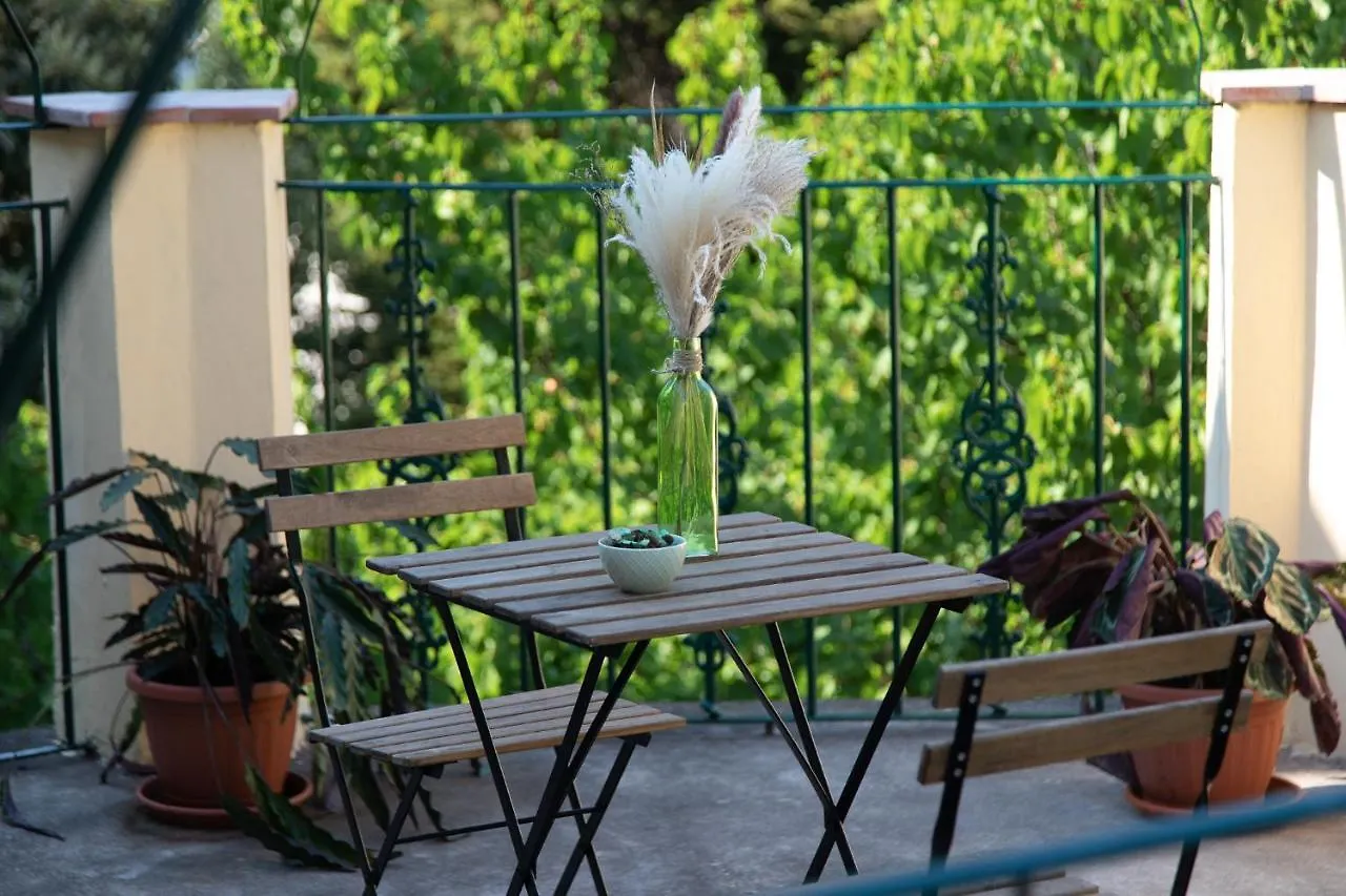 Guest house Locanda Del Passero Florence Italy